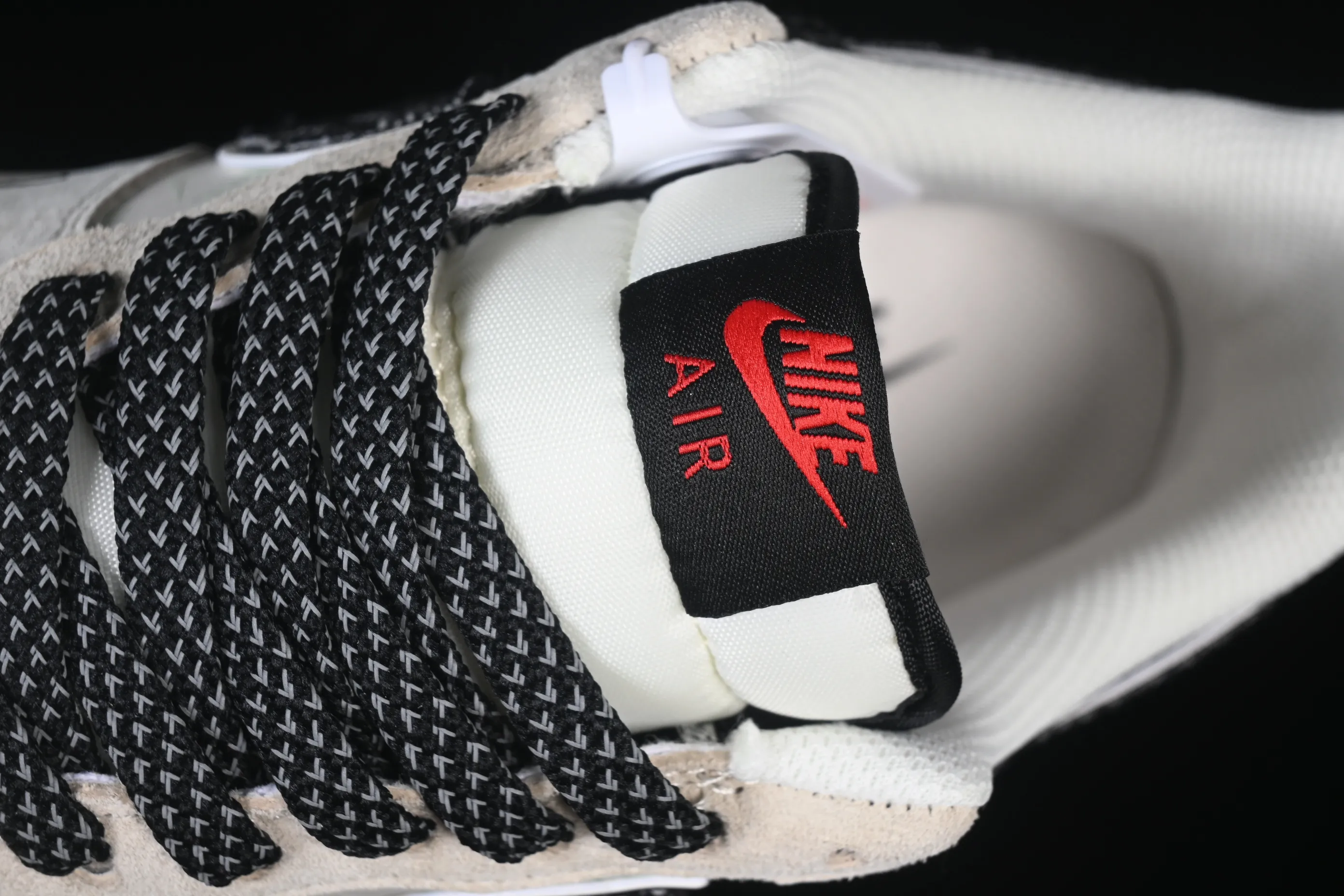 All categories Nk Air Force 1 Air Force series Nk Air Force 1 Low Air Force low-top Nike Air Force 1'07 Low Levi's joint beige black woven label Air Force 1 low-top casual sneakers MZ9588-800